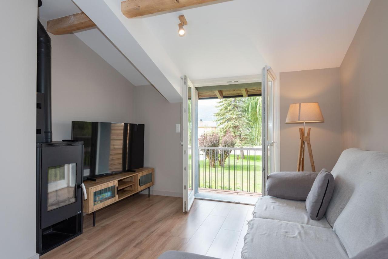 Ferienwohnung New Construction Penthouse With Pool And Wifi Osséja Exterior foto